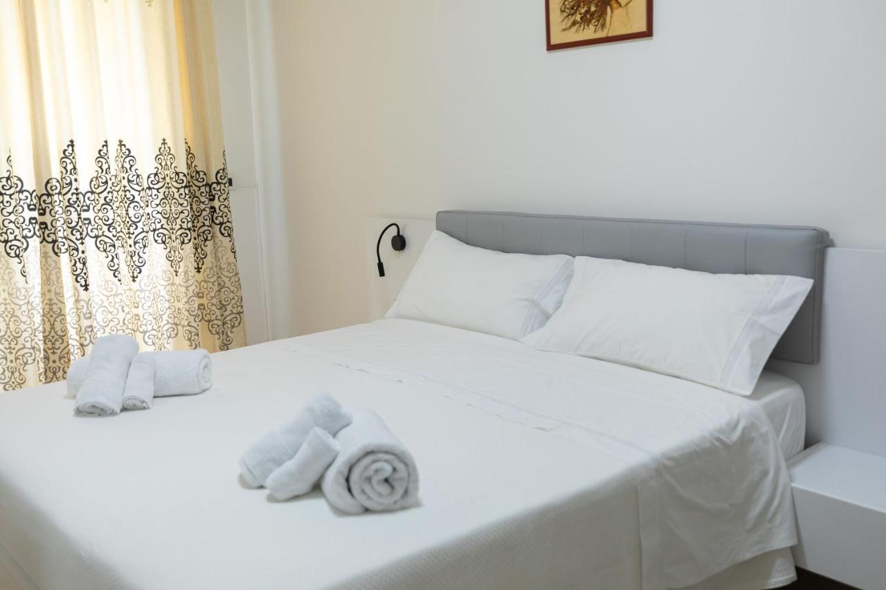 Hotel Pirro Vlorë 외부 사진
