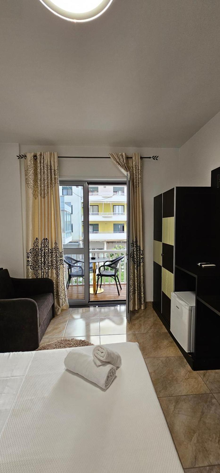 Hotel Pirro Vlorë 객실 사진