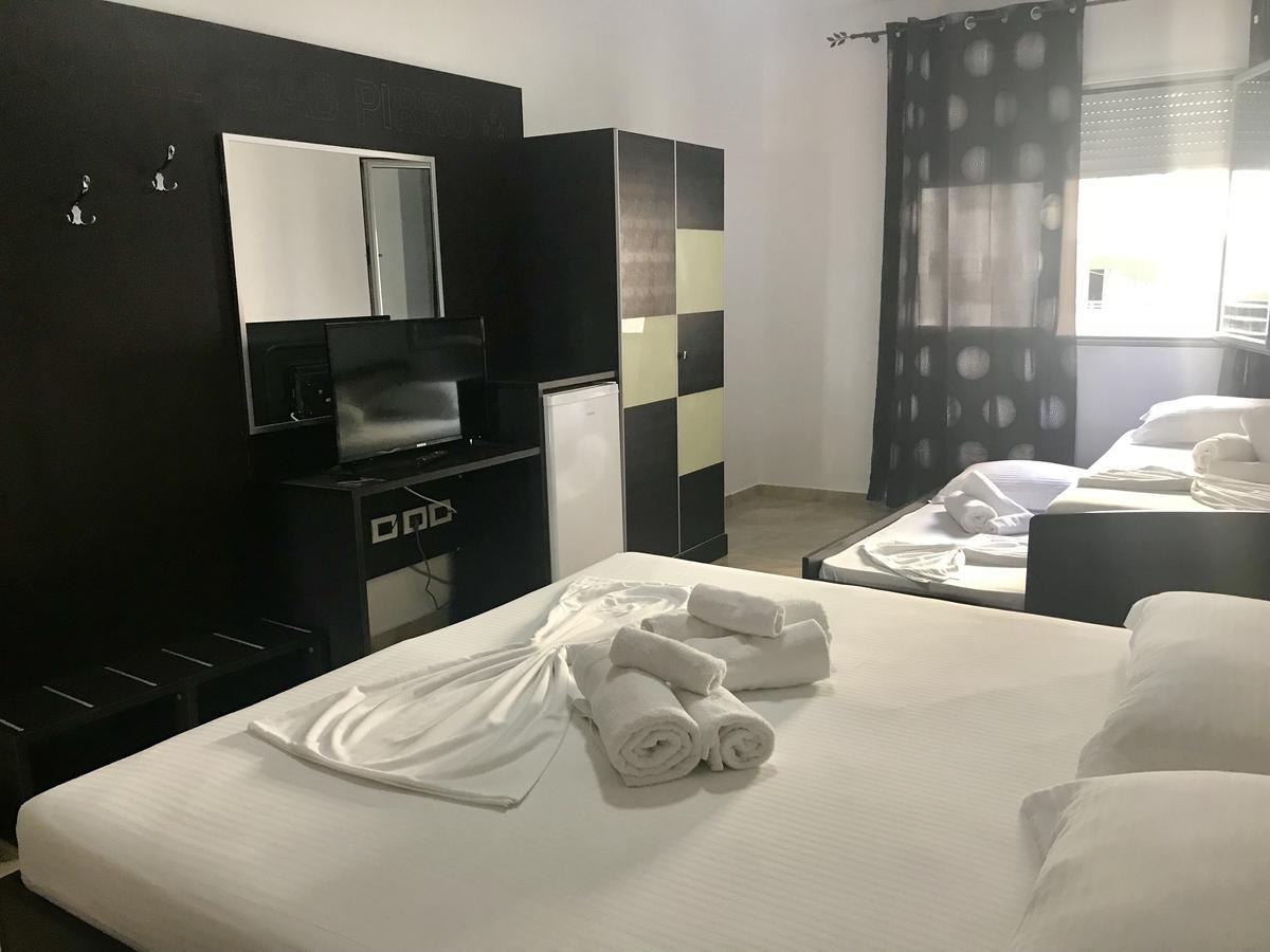 Hotel Pirro Vlorë 외부 사진